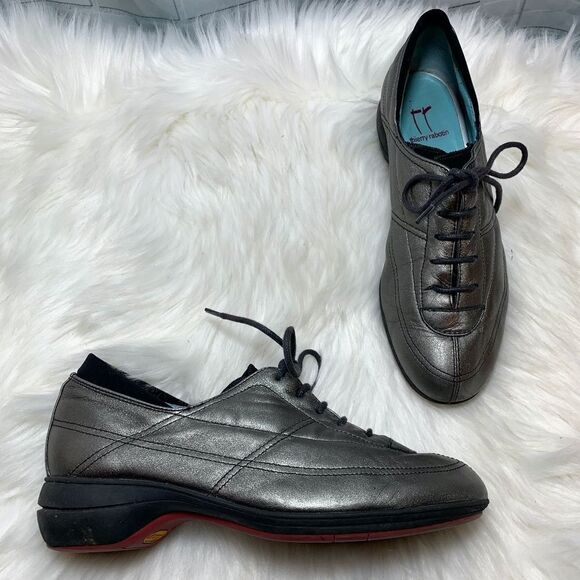 Thierry Rabotin Metallic Silver Shoes Sz 36.5/5.5 - Picture 1 of 7